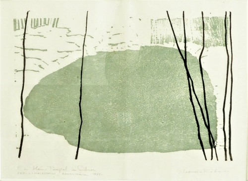 Blauer Tümpel im Schnee