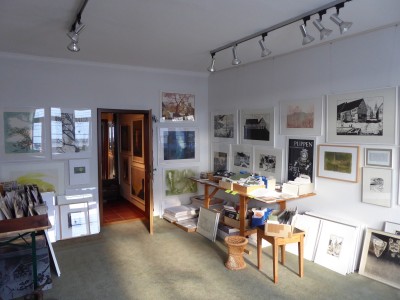 Dezember-Galerie 2017 - letzmailig in der Atelierwohnung der im Juli 2017 verstorbenen Künstlerin.
